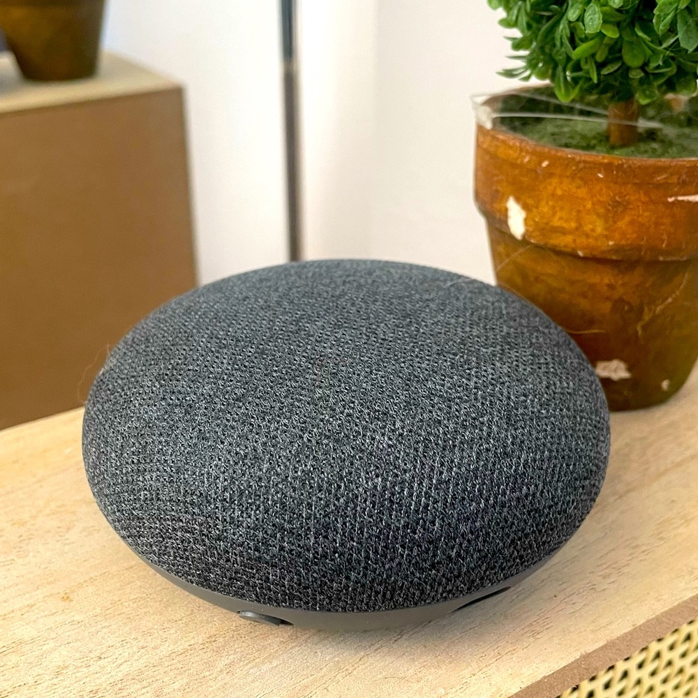 Google Home Nest Black, like new.